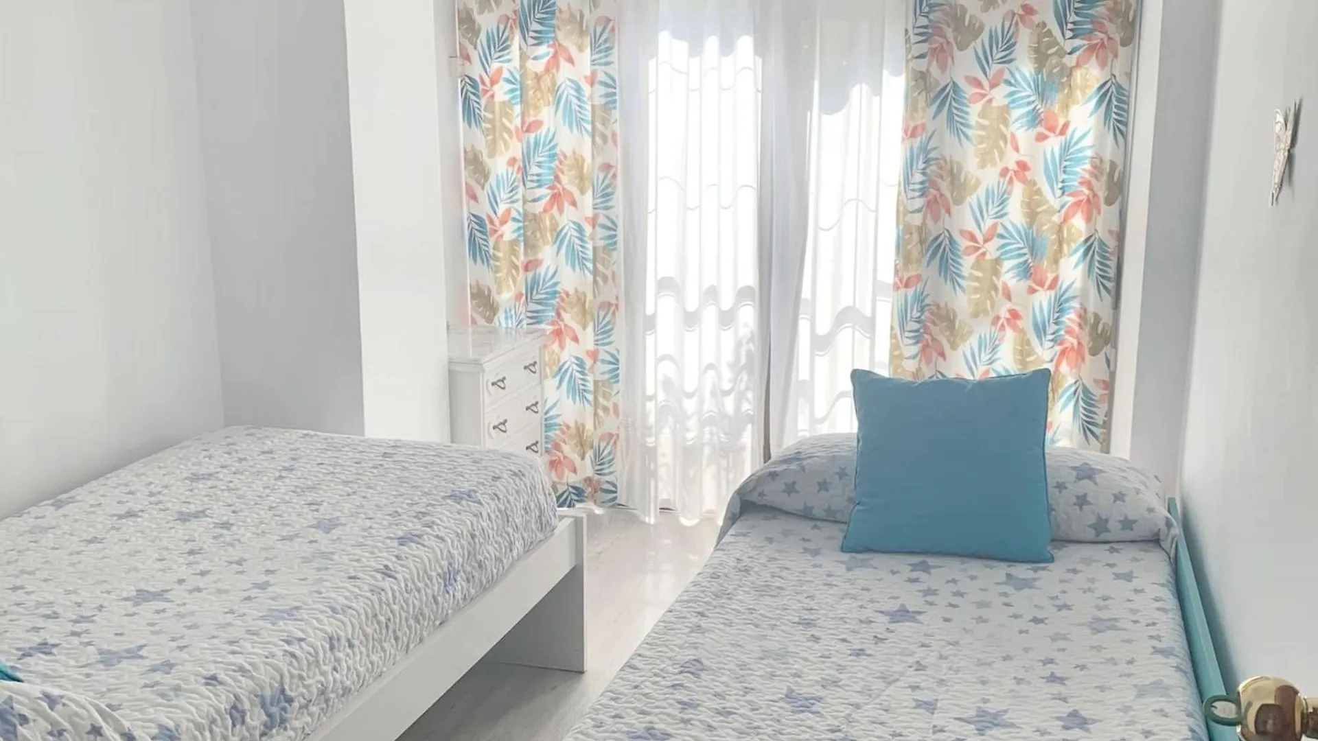 Charming City Centre Apartment In Cordoba With Parking