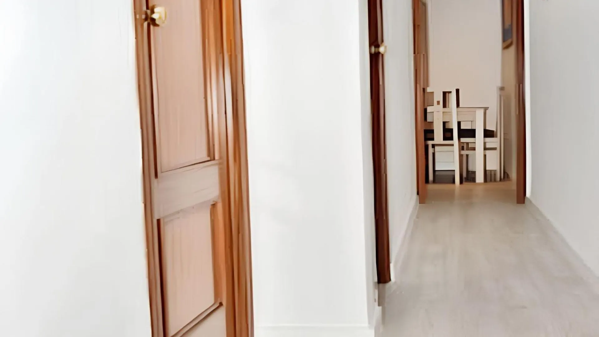 Charming City Centre Apartment In Cordoba With Parking