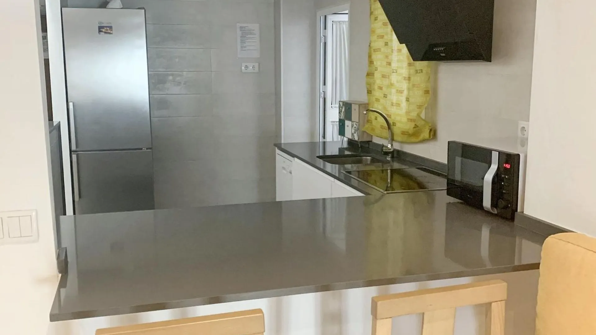 Charming City Centre Apartment In Cordoba With Parking 0*,